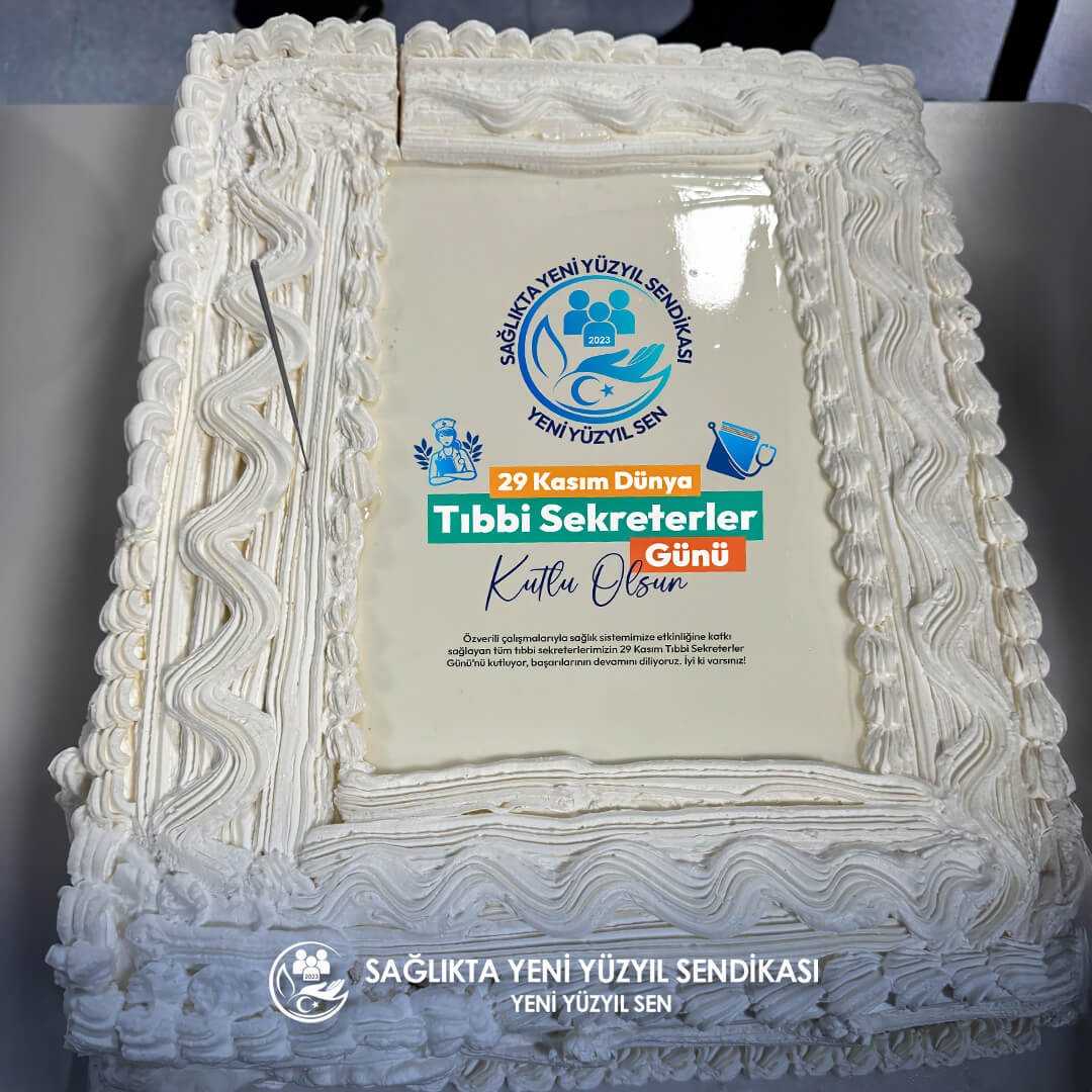 Sağlık Çalışanlarımızın Tıbbi Sekreterler Gününü Kutladık
