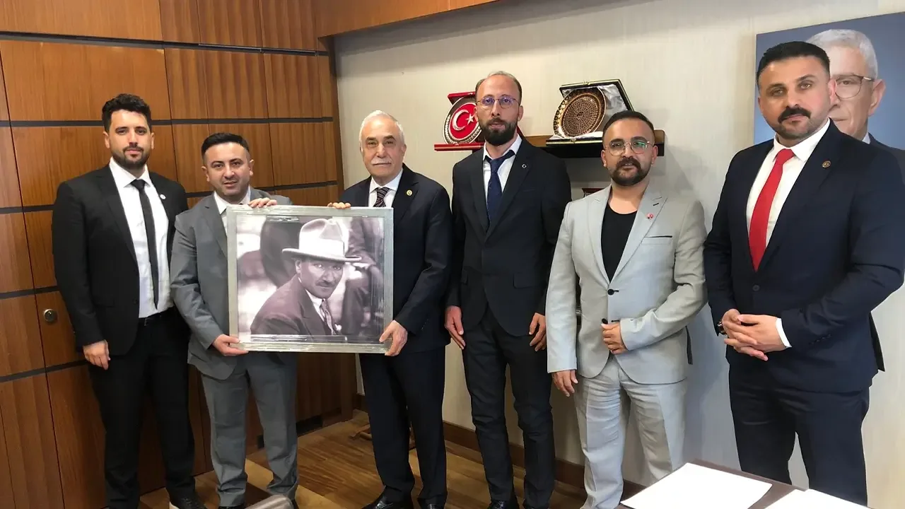İYİ Parti Genel Başkan Yardımcısı Dr. Ahmet Eşref Fakıbaba’yı Ziyaret Ettik